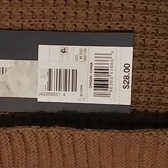 Universal Thread sweater - Picture 2 of 11